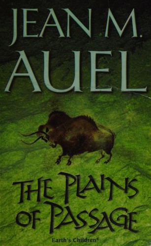 Jean M. Auel: The Plains of Passage (Paperback, 2002, Coronet Books)