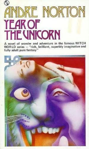 Andre Norton: Year of the Unicorn (Paperback, 1970, Tandem Books)