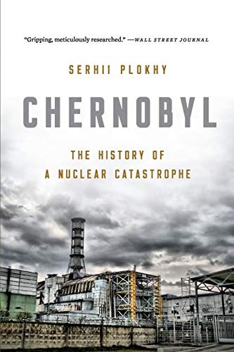 Serhii Plokhy: Chernobyl (Paperback, Basic Books)