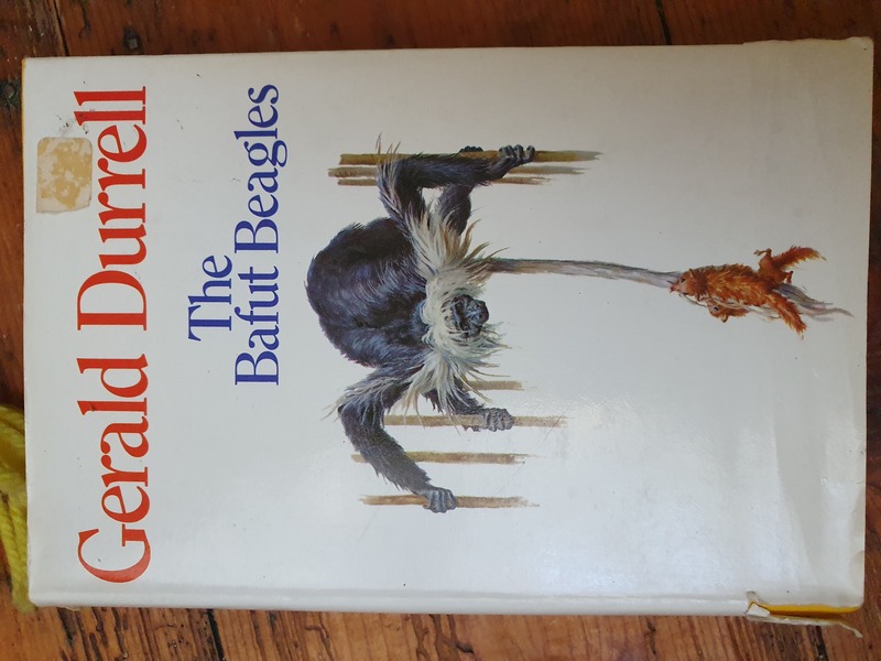 Gerald Malcolm Durrell: The Bafut beagles (1954, Hart-Davis)
