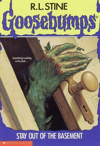 Ann M. Martin, R. L. Stine: Stay Out of the Basement (1995, Scholastic)