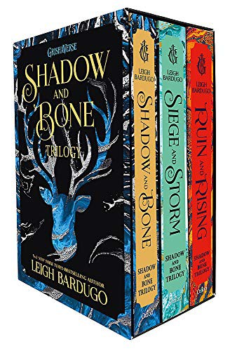 Leigh Bardugo, 978-1250044433, 125004443X, 9781250044433, 978-1250063168, 1250063167, 9781250063168, 978-1250027436, 1250027438, 9781250027436: Shadow and Bone / Siege and Storm / Ruin and Rising (Paperback, 2018, Orion Children's Books)