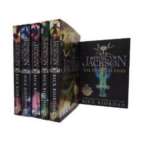 Rick Riordan: Percy Jackson Collection. Percy Jackson and the Lightning Thief, the Last Olympian, the Titans Curse, the Sea of Monsters, the Battle of the Labyrinth and the Demigod File (Paperback, Books Events - Special Repackaged Edition)